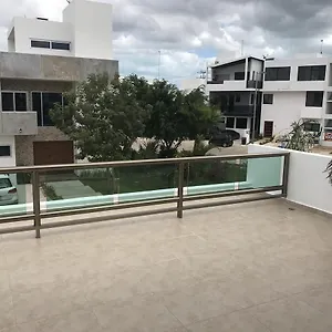 Quarto em Acomodações Particulares Airport Zone, Cancún